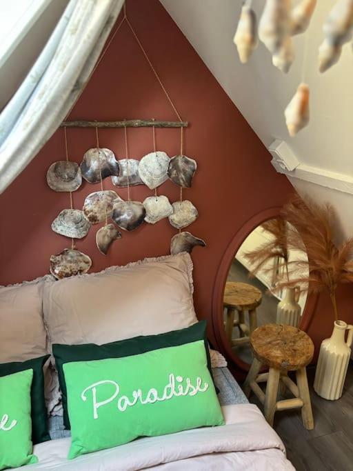 Apartment Surfers Paradise Tiny House